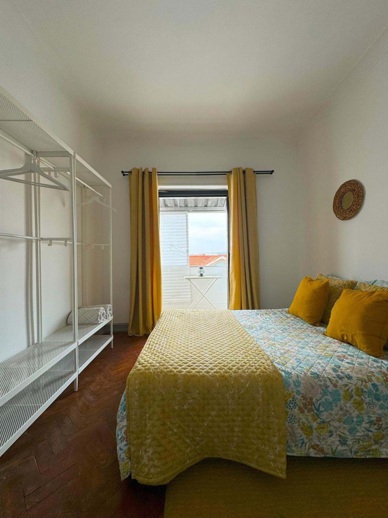 Casas Da Eva - Campolide Apartment Lisbon Luaran gambar